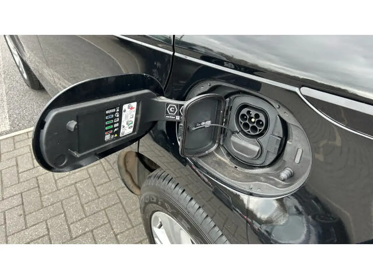 2024-land-rover-range-rover-evoque-15-p300e-s-big-35
