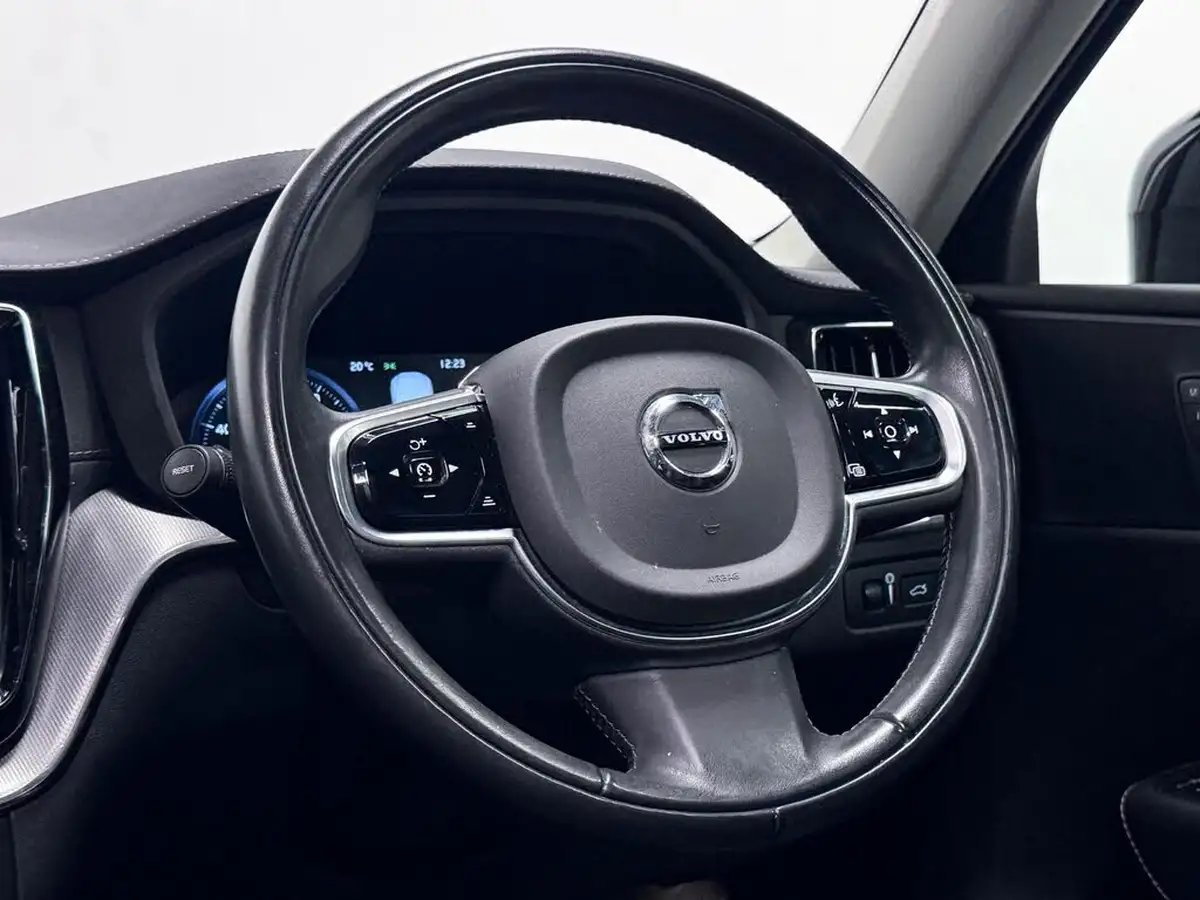 2020-volvo-xc60-20-t8-inscription-pro-big-33