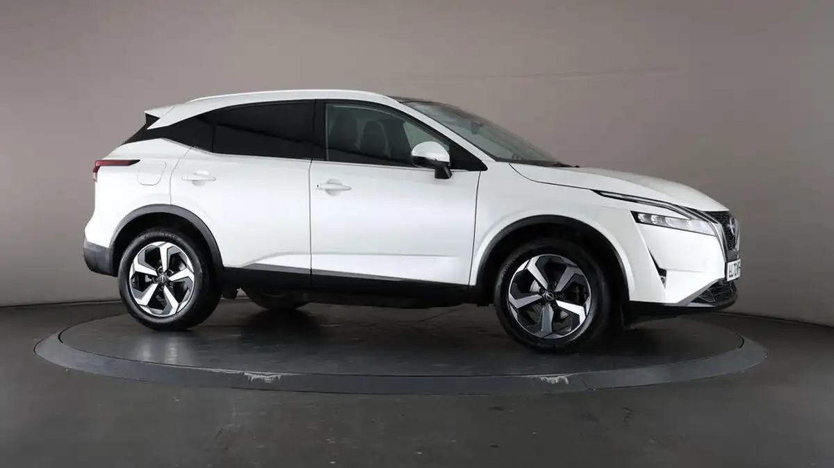 2022-nissan-qashqai-13-dig-t-n-connecta-140ps-big-56