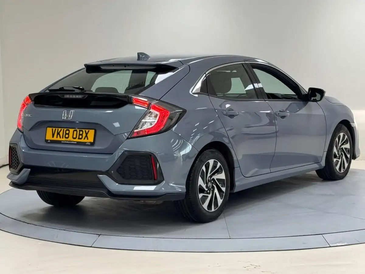 2018-honda-civic-10-vtec-turbo-se-129ps-hatchback-5d-big-11