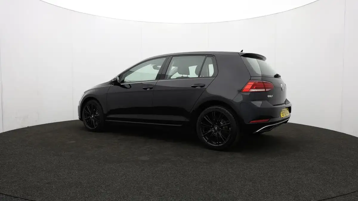 2018-volkswagen-golf-10-tsi-se-nav-110ps-ss-hatchback-5d-dsg-big-69