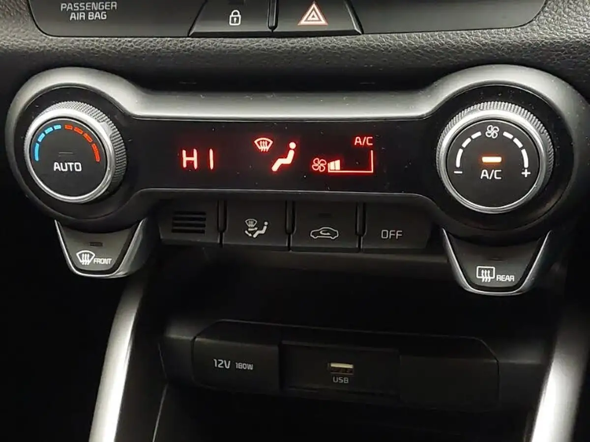 2024-kia-stonic-10-t-gdi-gt-line-s-98bhp-dct-big-14
