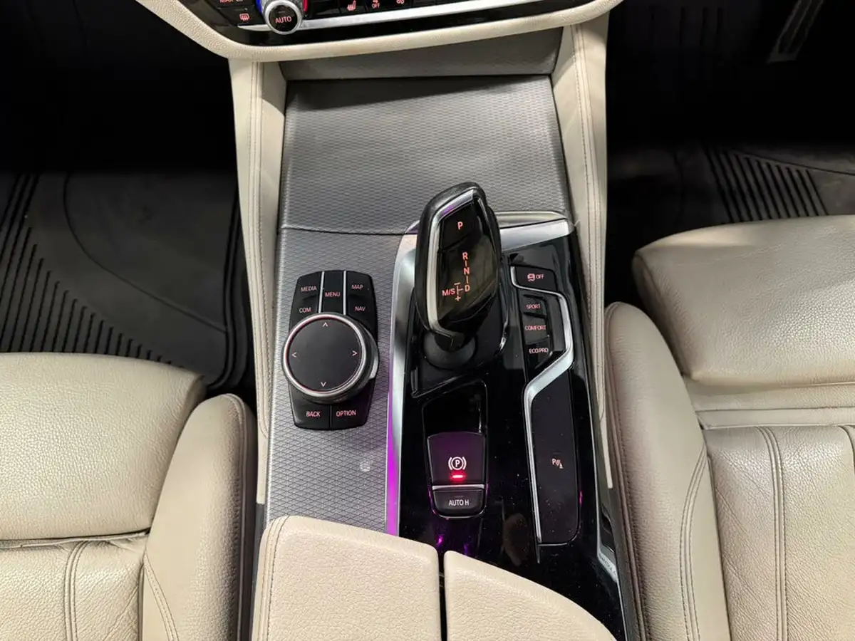 2018-bmw-5-series-20-530i-m-sport-touring-5d-big-12