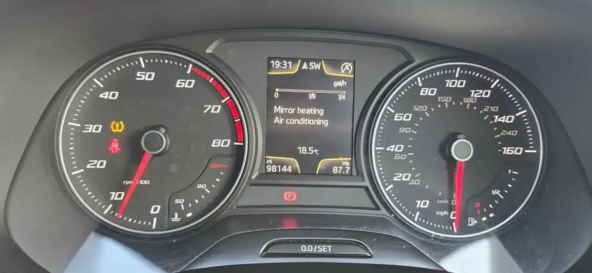 2015-seat-leon-12-se-tech-pack-tsi-110ps-hatchback-5d-big-13