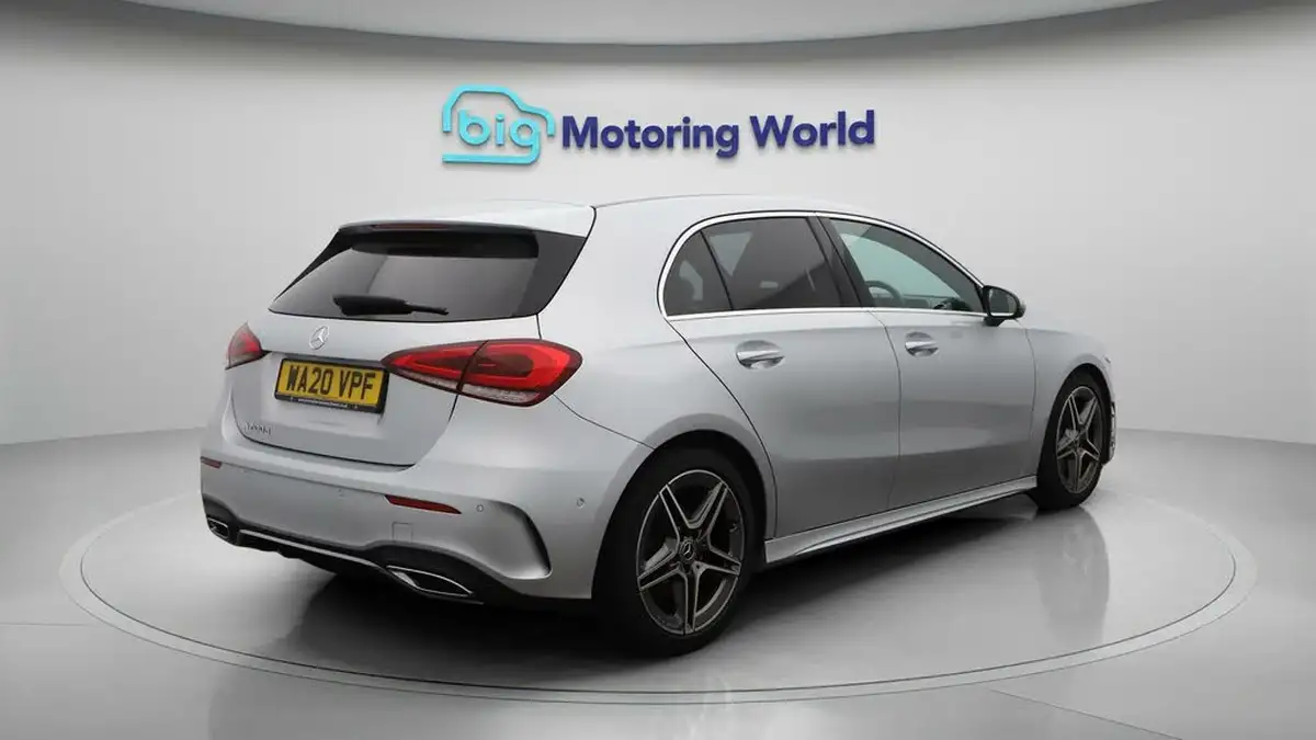 2020-mercedes-benz-a-class-20d-a200d-amg-line-executive-hatchback-5d-big-7