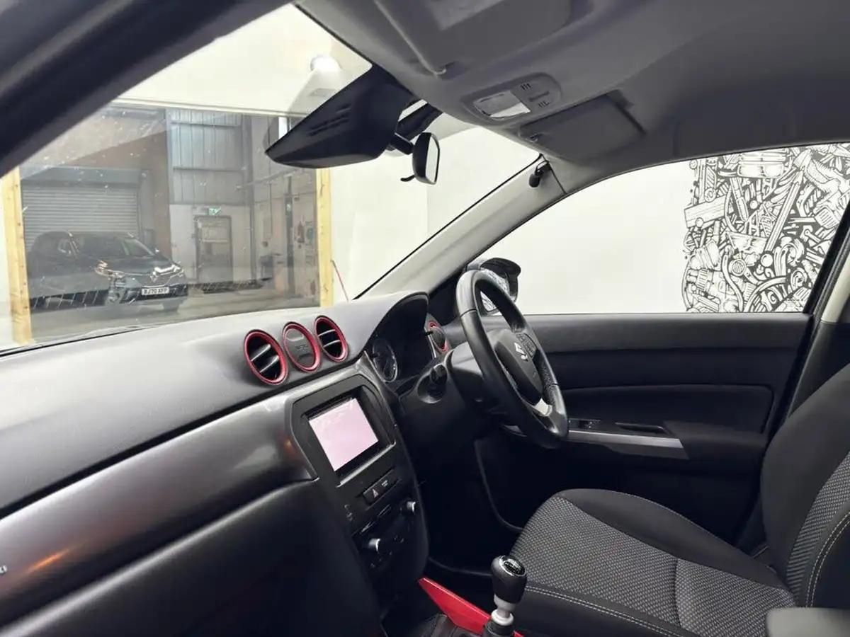 2022-suzuki-vitara-14-boosterjet-sz-t-big-16