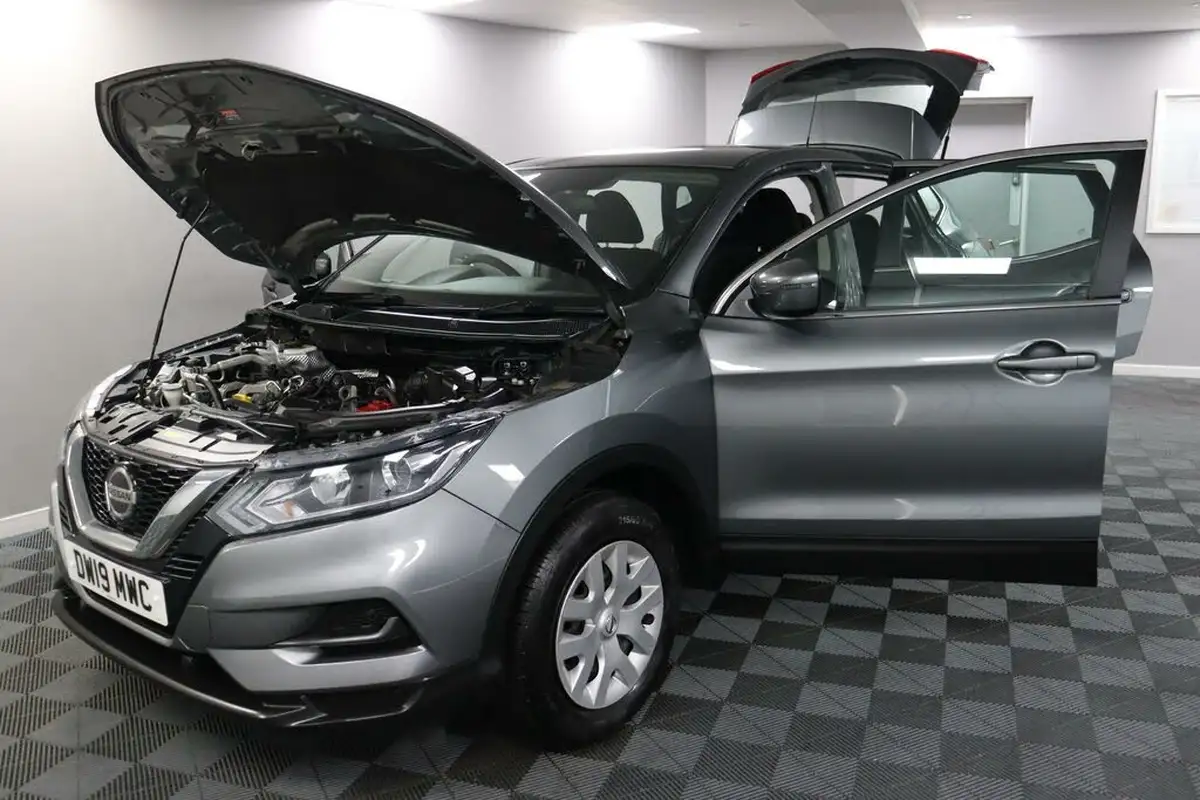 2018-nissan-qashqai-13-dig-t-visia-big-16