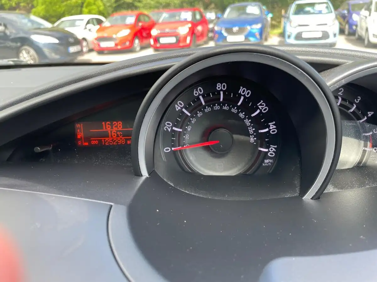 2016-toyota-verso-16d-d-4d-icon-112bhp-7st-big-23