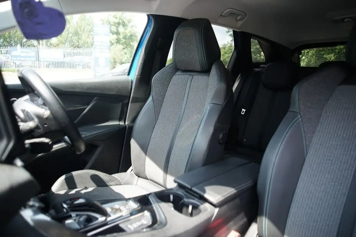 2021-peugeot-3008-suv-15-bluehdi-allure-eat8-big-1
