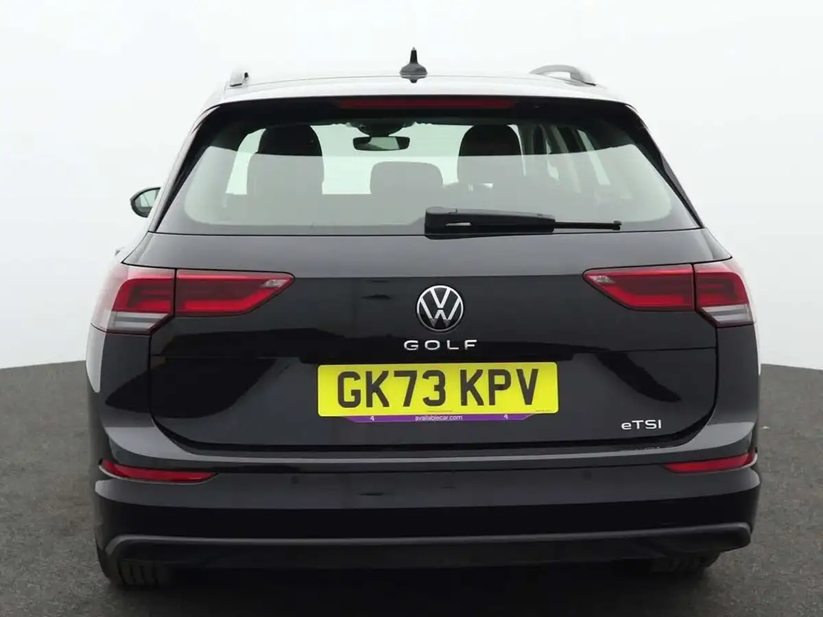 2023-volkswagen-golf-15-etsi-life-130ps-estate-big-3