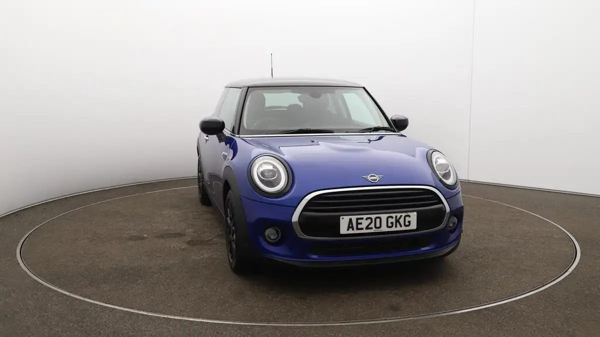 2020-mini-cooper-15-cooper-classic-nav-hatchback-3d-big-41