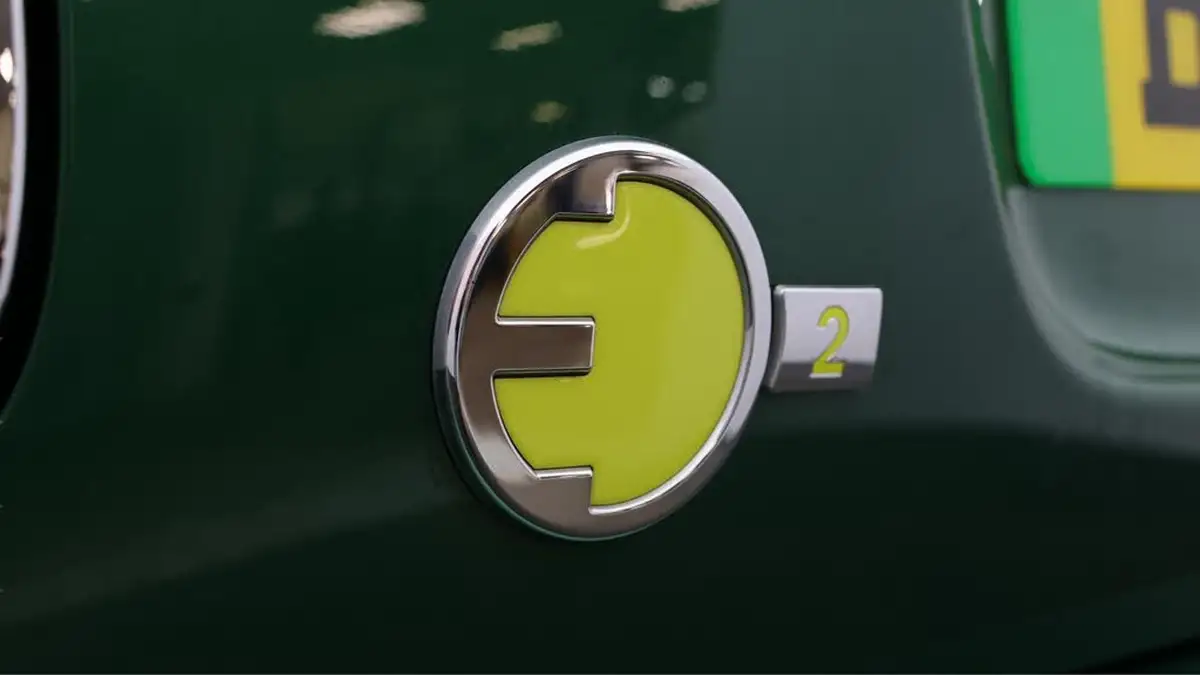 2022-mini-cooper-e-cooper-s-2-big-21