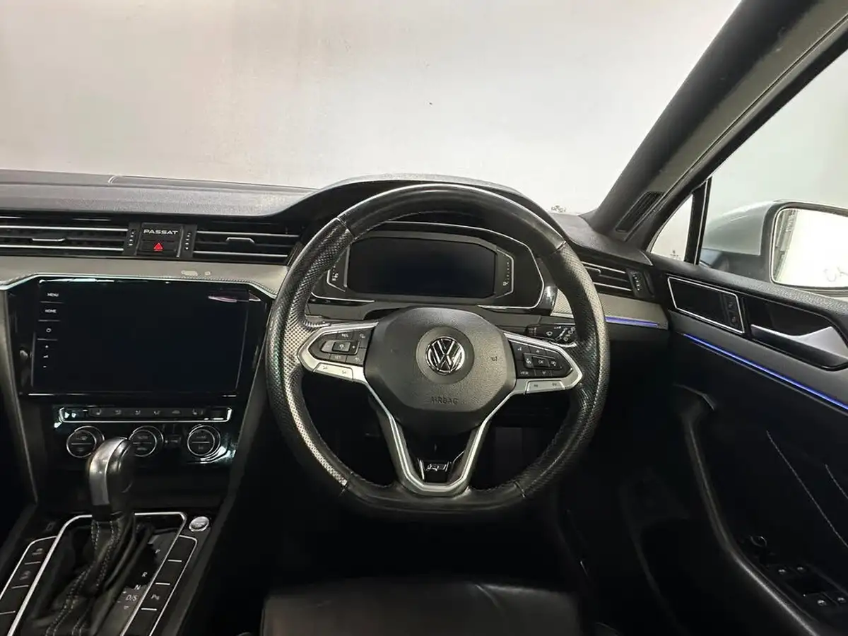 2019-volkswagen-passat-20tdi-r-line-190ps-scr-estate-5d-dsg-big-8