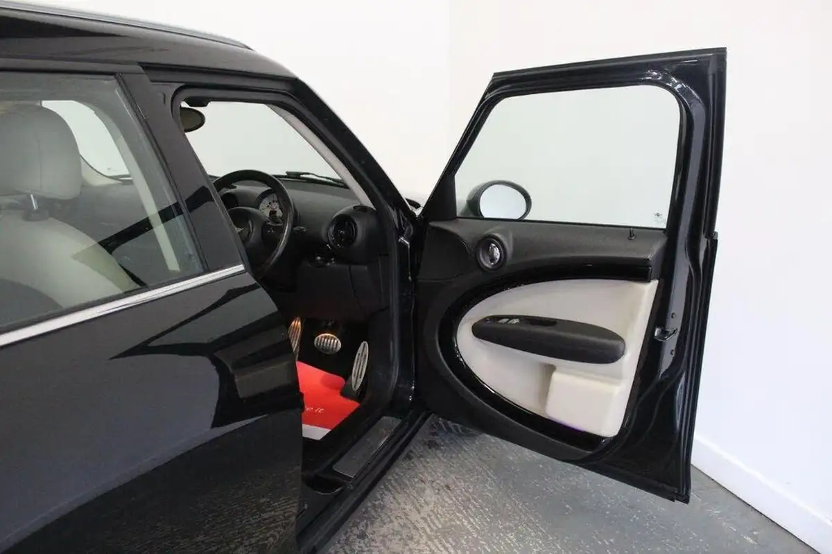 2012-mini-countryman-20td-cooper-sd-143bhp-all4-auto-big-24