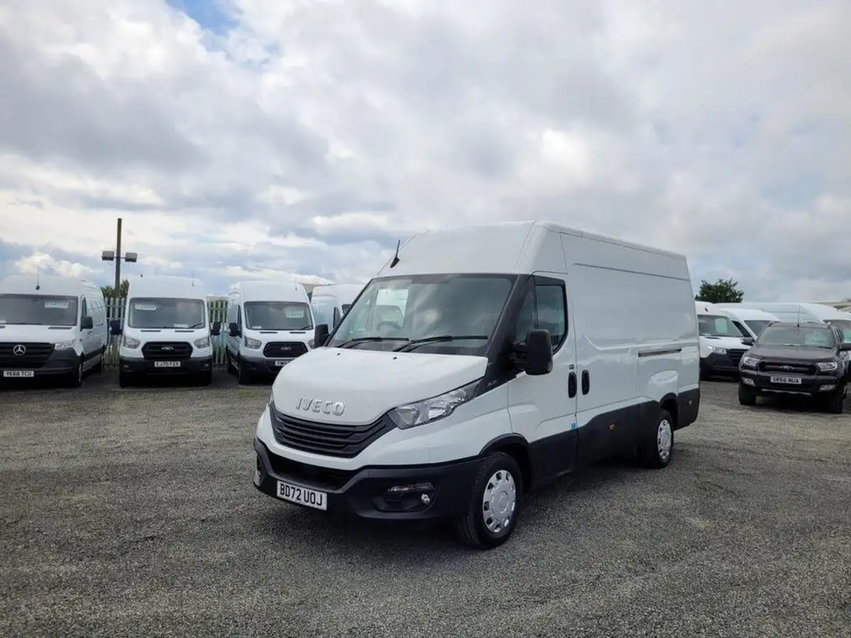 2023-iveco-daily-s-class-23td-35s14v-business-3520mm-h2-136pseu6dt-big-3