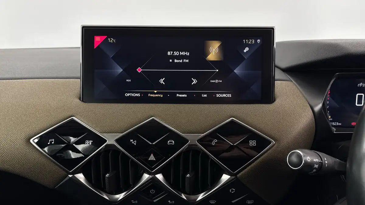 2019-ds-ds-3-crossback-big-11