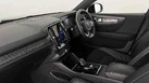 2022-volvo-xc40-15-t3-r-design-auto-small-2
