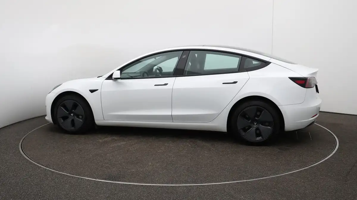 2021-tesla-model-3-e-long-range-awd-big-58