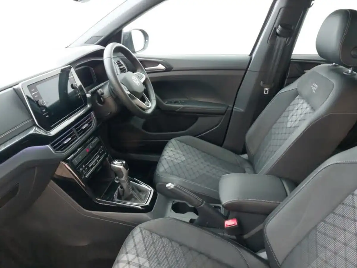2024-volkswagen-t-cross-10-tsi-r-line-115ps-dsg-big-4