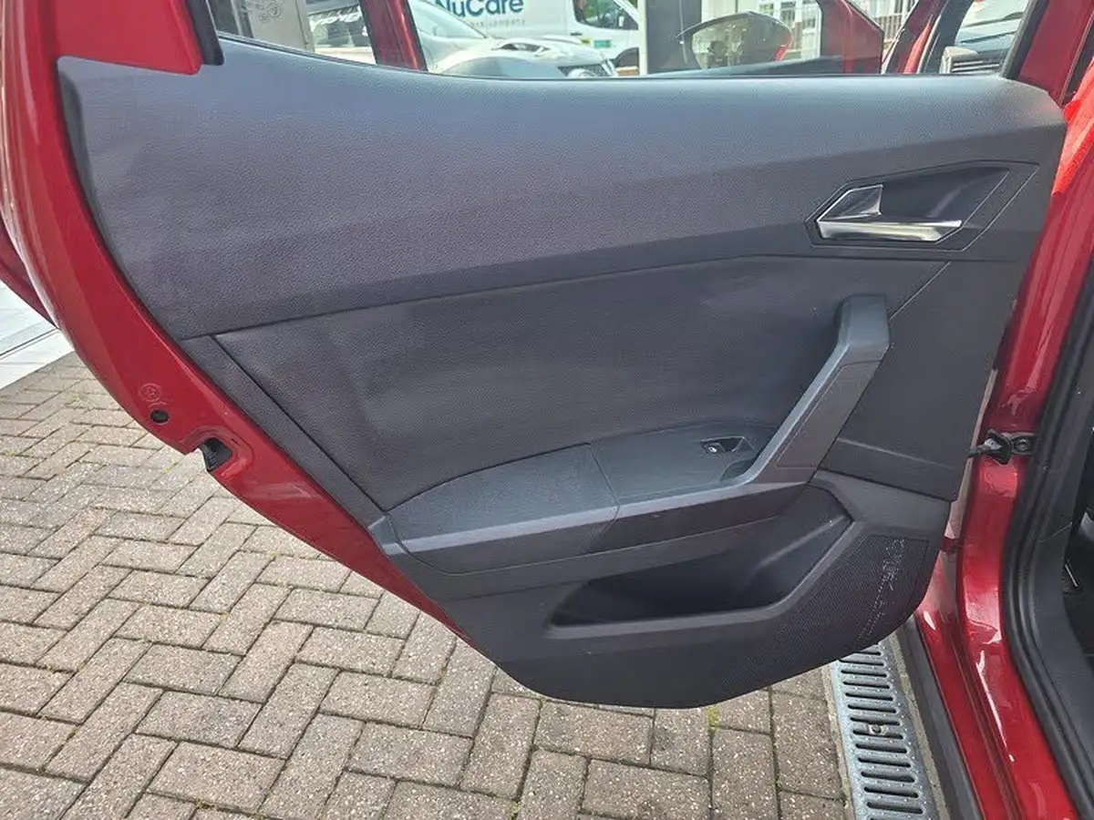 2020-seat-arona-10-tsi-xcellence-lux-115ps-dsg-big-24