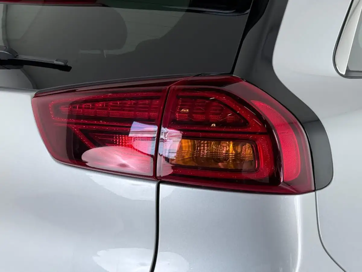 2020-kia-niro-16-gdi-2-big-9