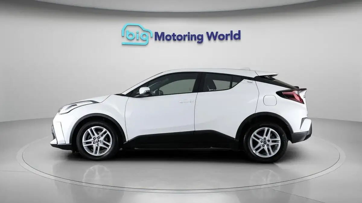 2023-toyota-c-hr-18-vvt-i-icon-120bhp-big-4