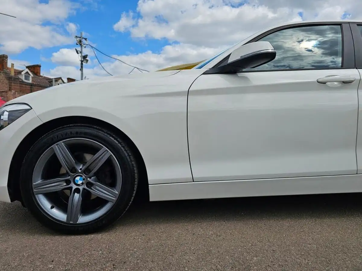 2012-bmw-1-series-20td-116d-sport-hatchback-5d-big-40