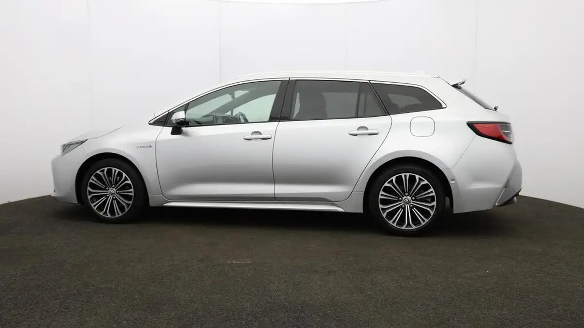 2020-toyota-corolla-20-vvt-i-excel-spare-wheel-touring-sports-big-71