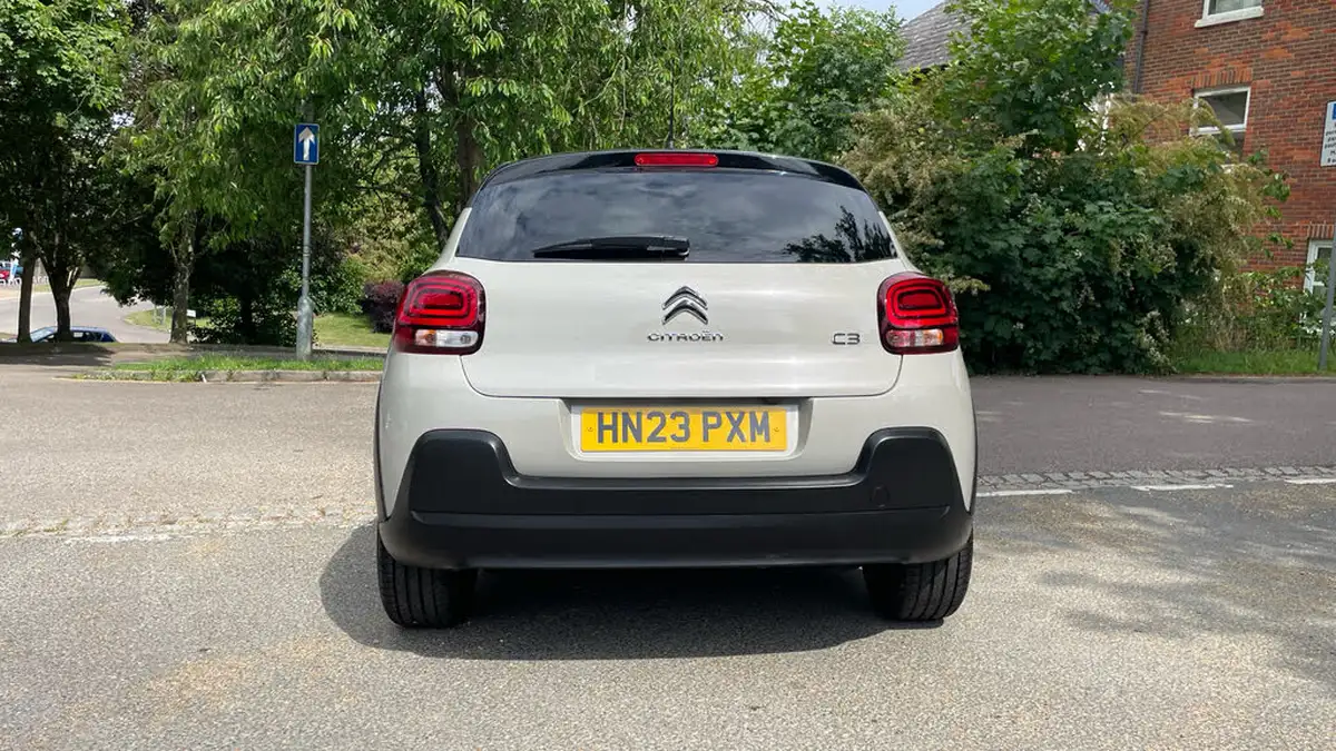 2023-citroen-c3-12-puretech-c-series-edition-110ps-ss-eat6-big-8