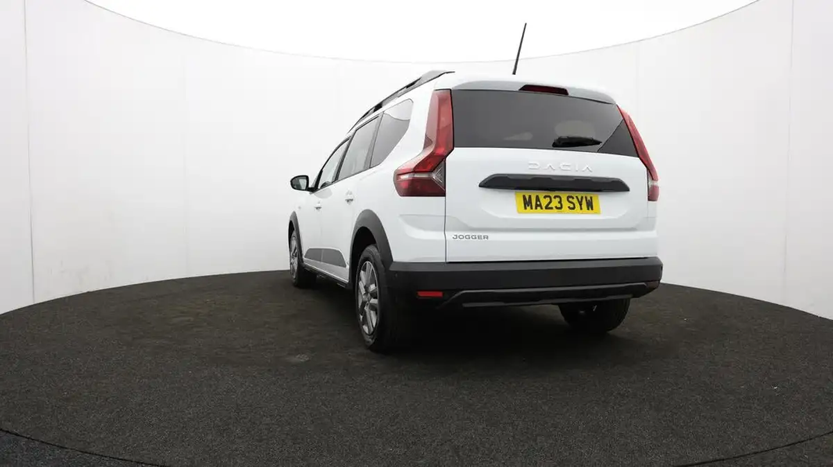 2023-dacia-jogger-10-tce-expression-big-9