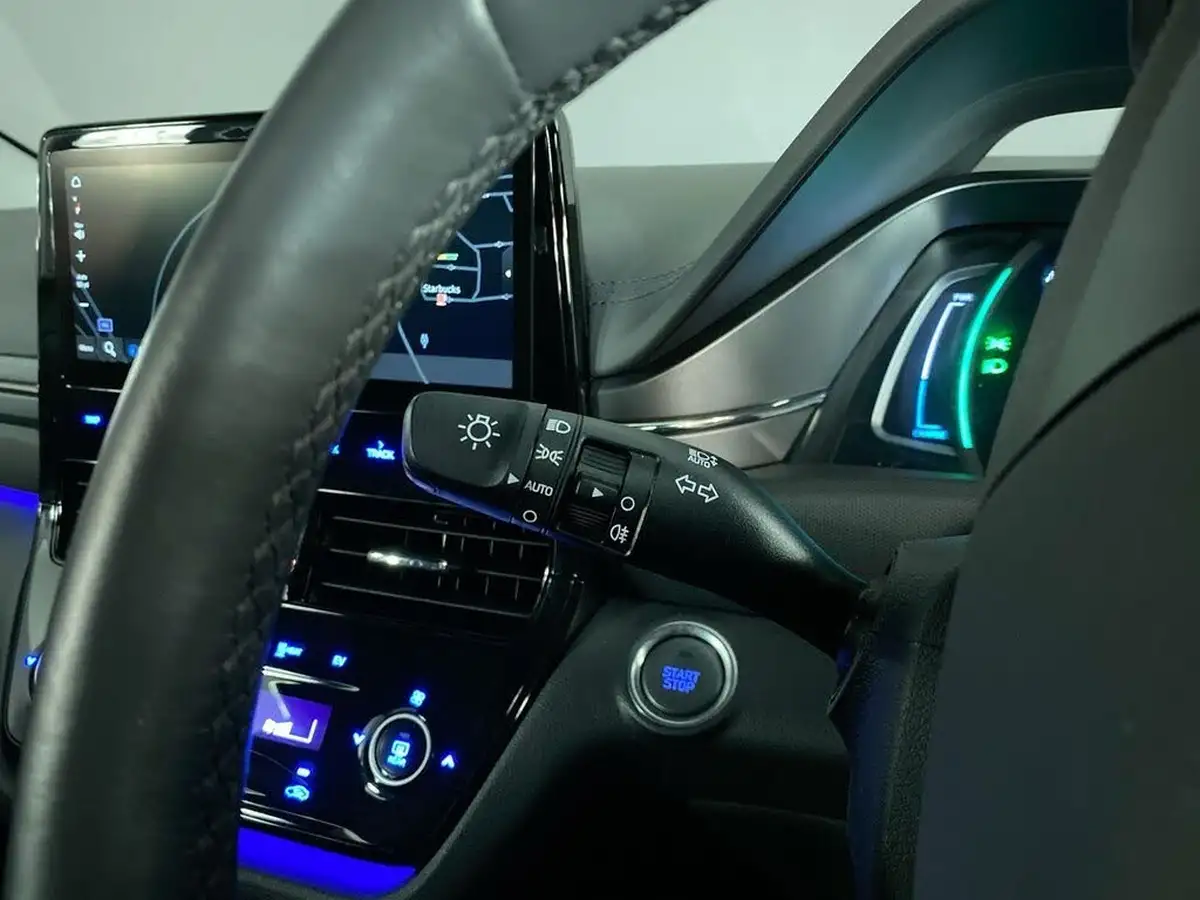 2022-hyundai-ioniq-e-premium-electric-big-22