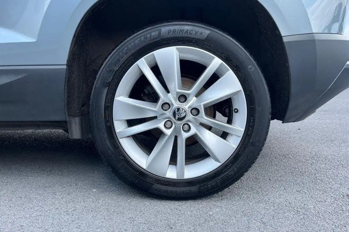 2020-skoda-karoq-15-tsi-se-technology-big-7