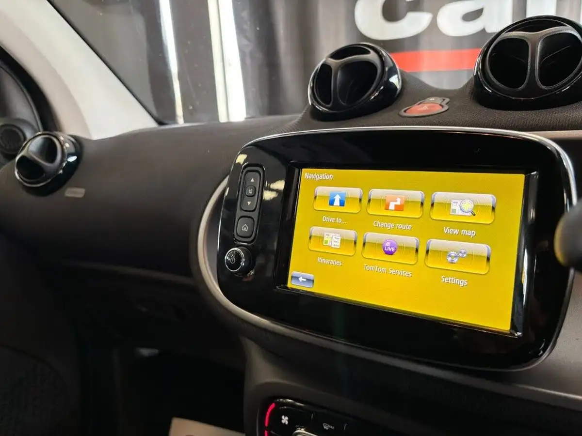 2016-smart-fortwo-09-prime-premiumss-coupe-big-32