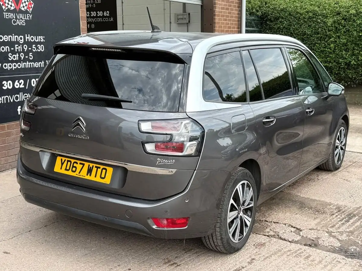 2017-citroen-grand-c4-picasso-16bluehdi-flair-big-75