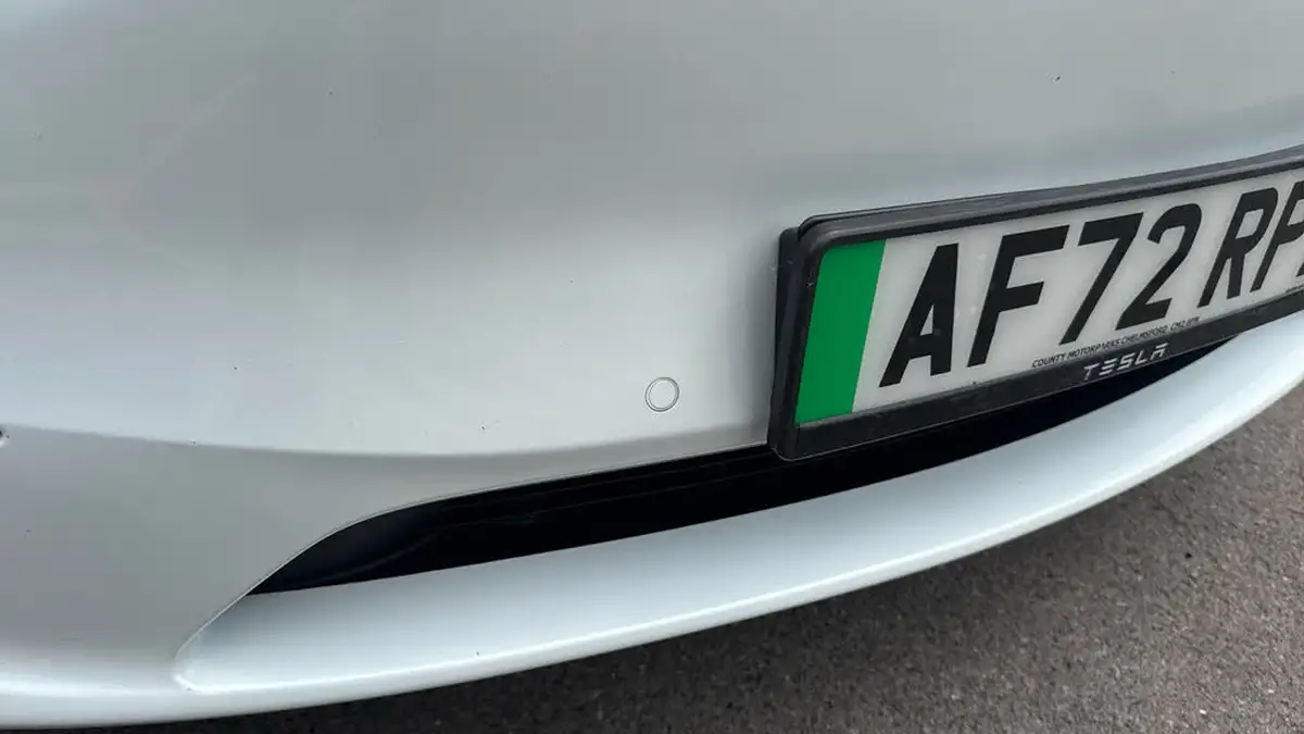 2022-tesla-model-y-e-long-range-big-20