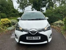2015-toyota-yaris-133-icon-vvt-i-5d-cvt-small-2