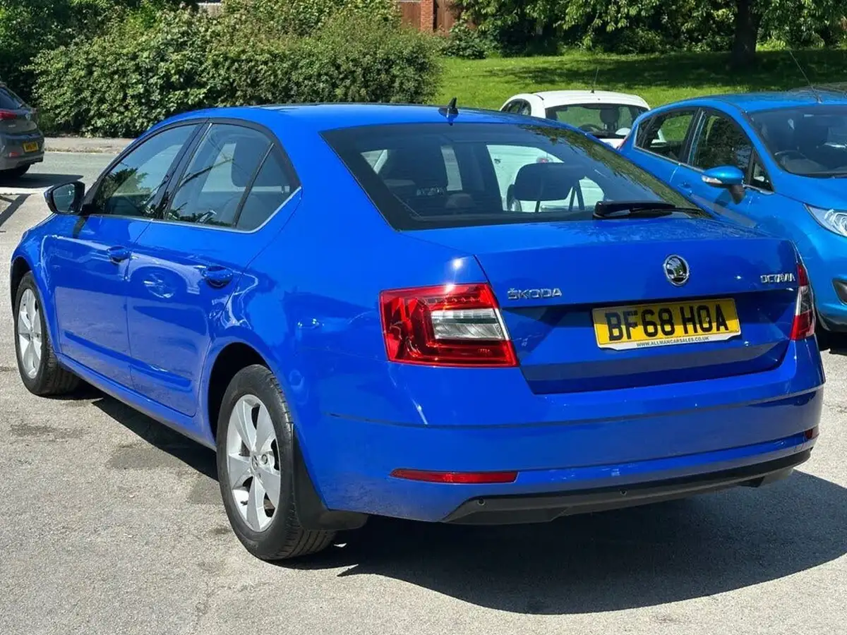 2018-skoda-octavia-10-tsi-se-technology-hatchback-big-6