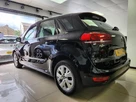 2017-citroen-c4-picasso-16bluehdi-touch-edition-100ps-ss-small-3