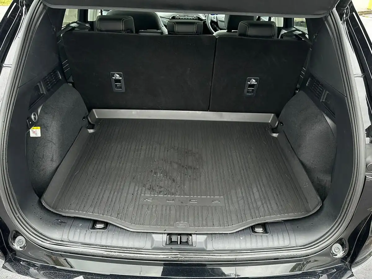 2021-ford-kuga-25t-vignale-225ps-phev-big-28