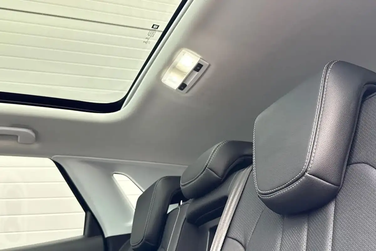 2019-vauxhall-grandland-x-12-elite-nav-big-36