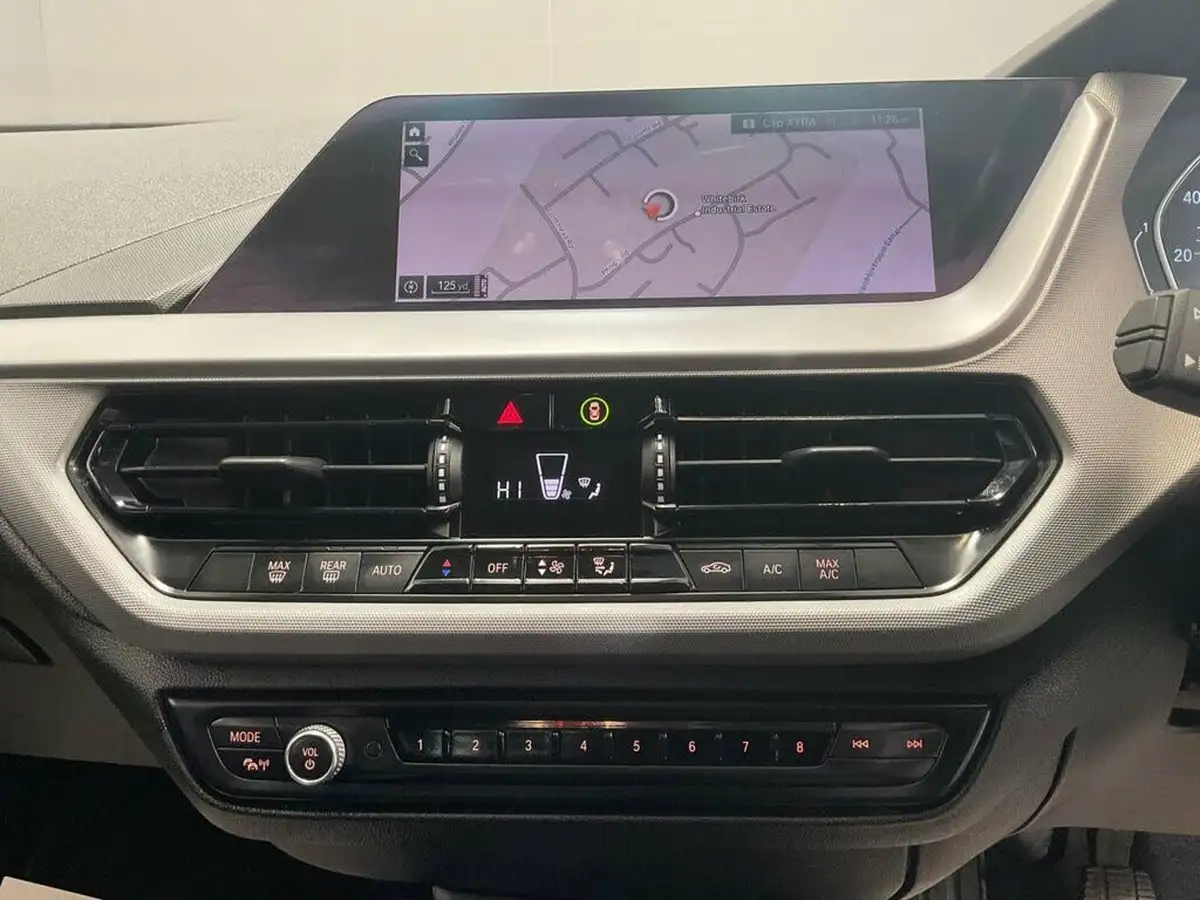 2020-bmw-1-series-15-118i-se-134bhp-big-48