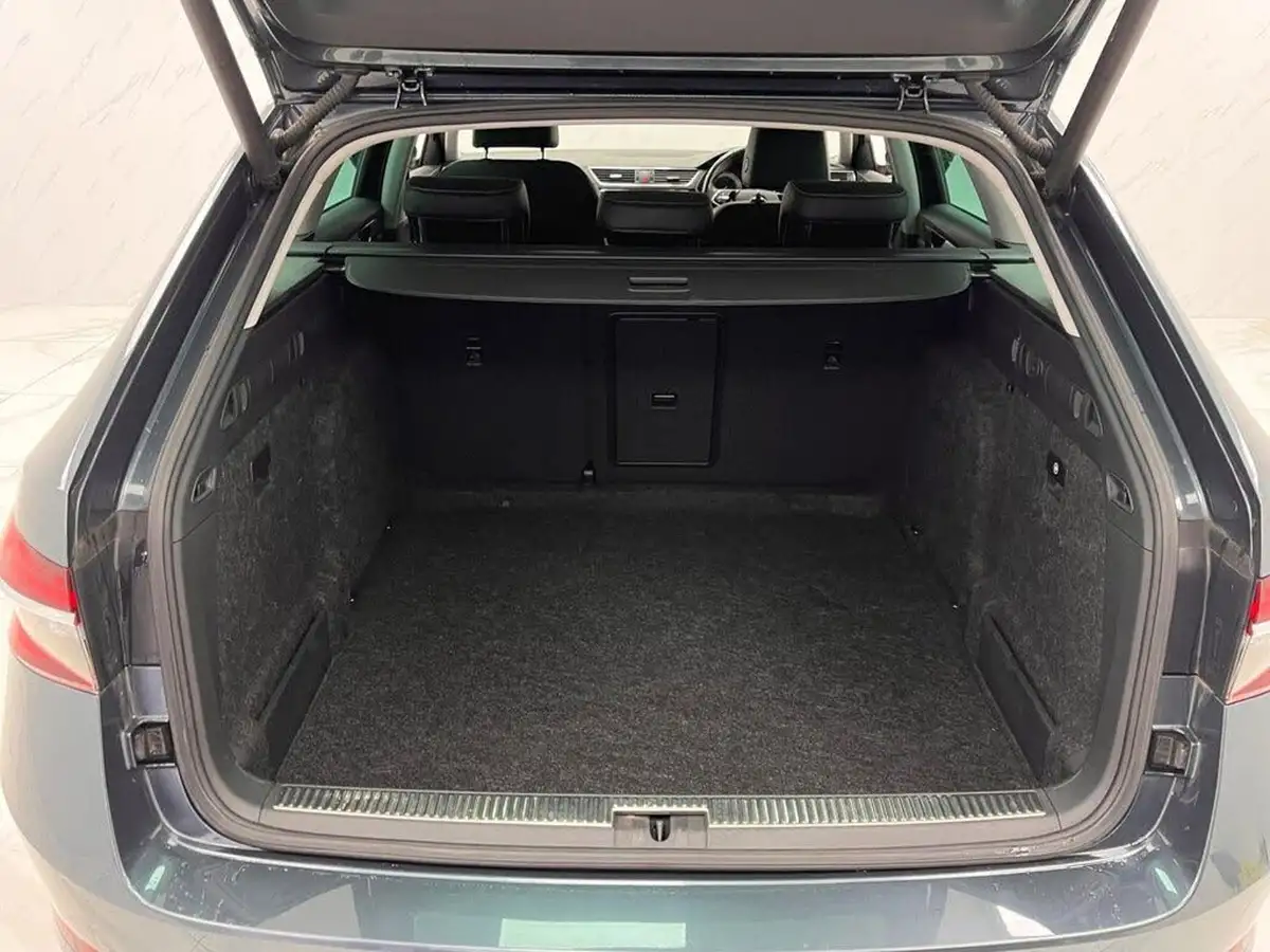 2020-skoda-superb-20tdi-se-l-150ps-estate-dsg-big-33