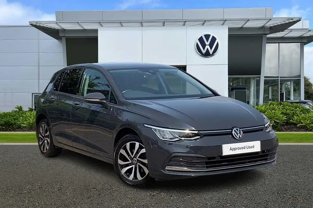 2022-volkswagen-golf-15-tsi-active-150ps-big-0