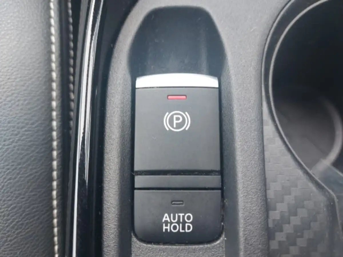 2021-nissan-juke-10-dig-t-tekna-dct-big-15