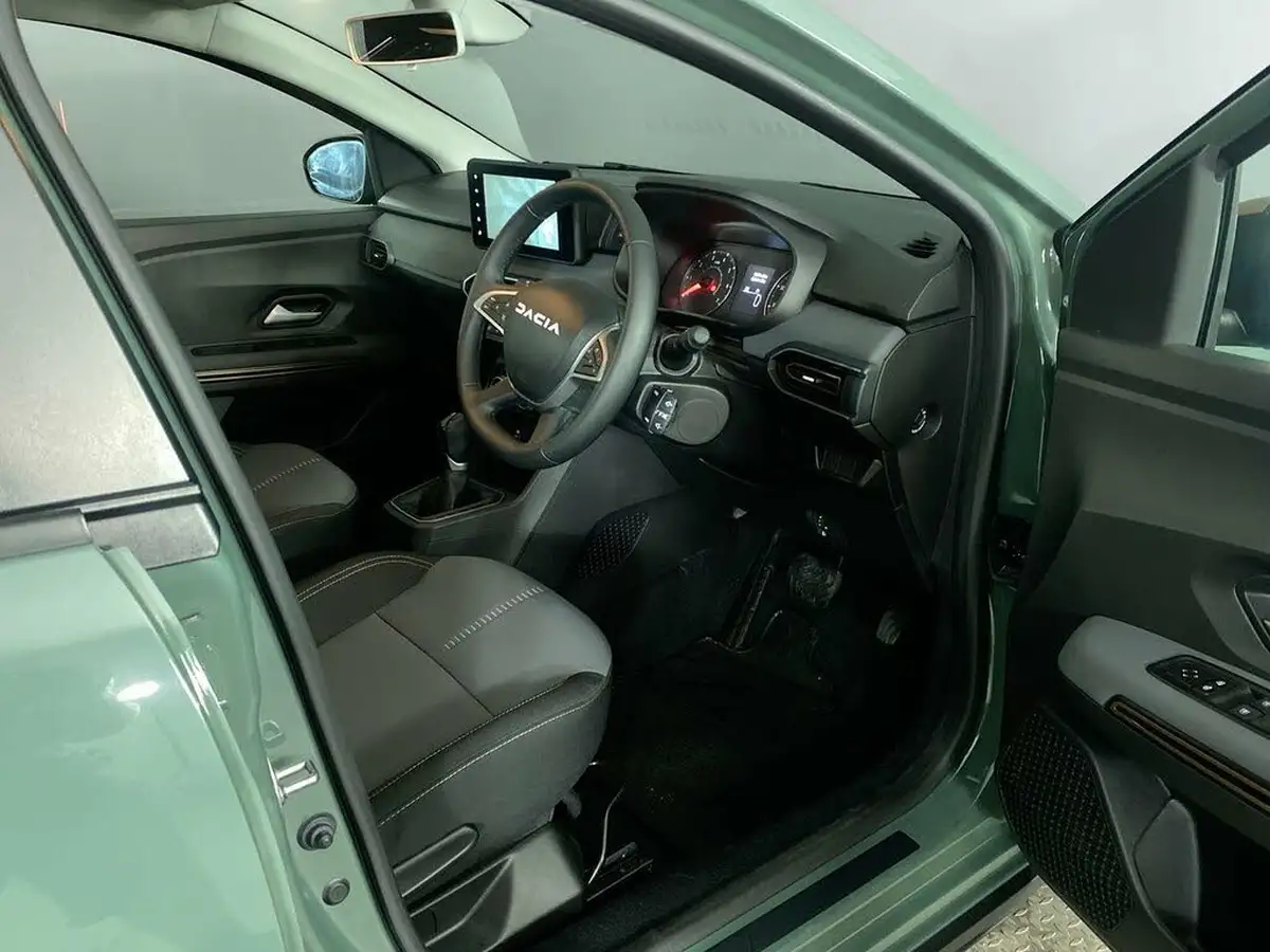 2023-dacia-sandero-stepway-big-14