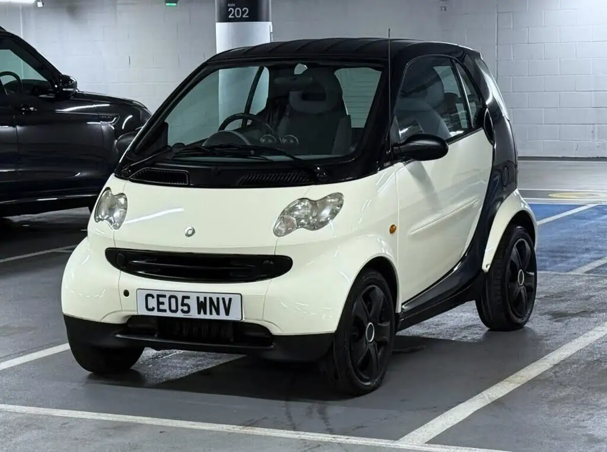 2005-smart-smart-07-fortwo-pure-50bhp-hatchback-3d-big-6