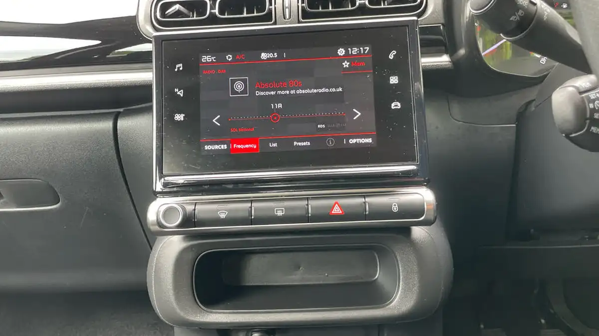 2021-citroen-c3-12-puretech-shine-83ps-big-9