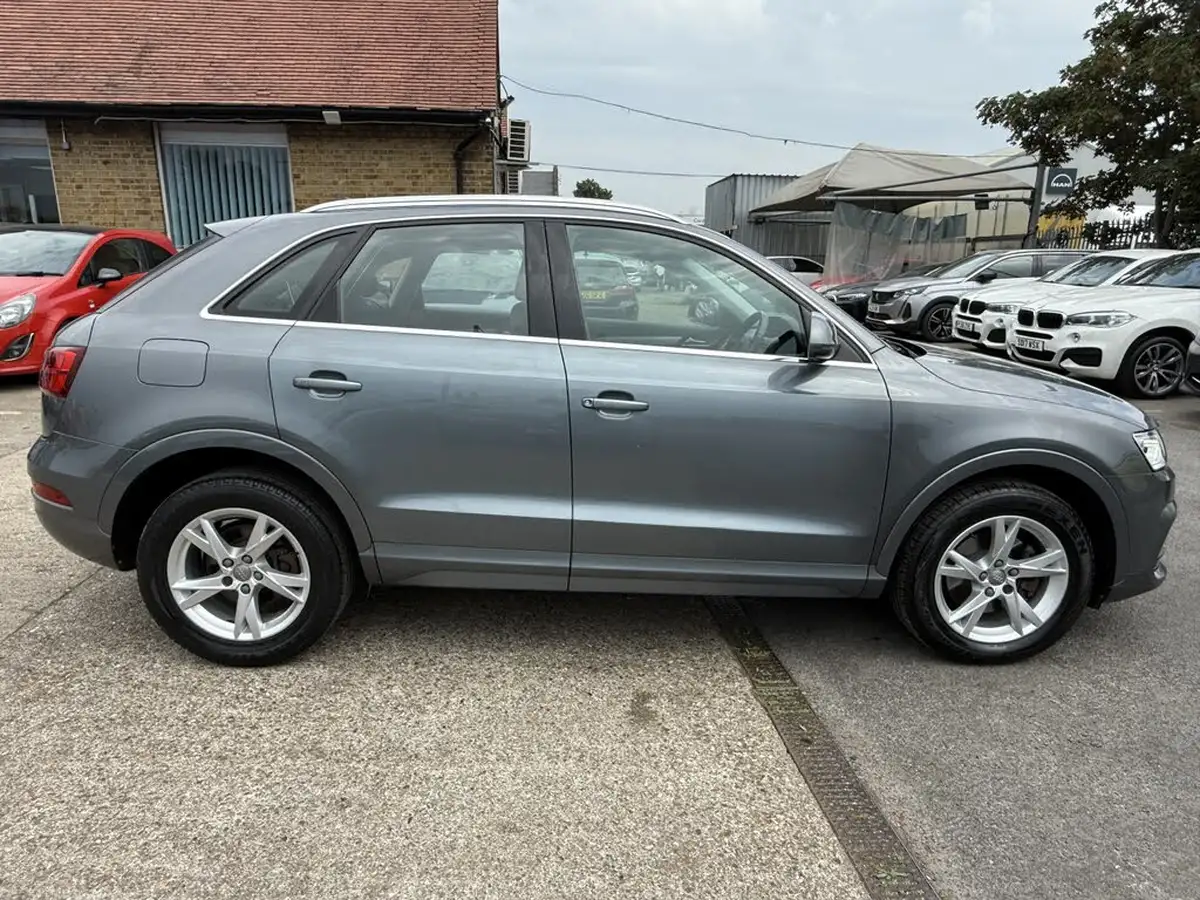 2016-audi-q3-14-tfsi-se-s-tronic-big-8