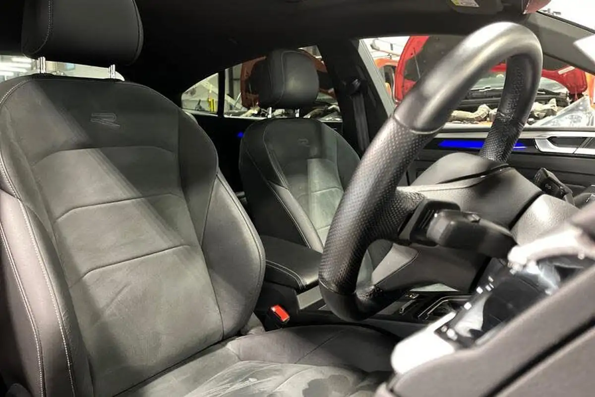 2022-volkswagen-arteon-20-tsi-r-line-fastback-big-16