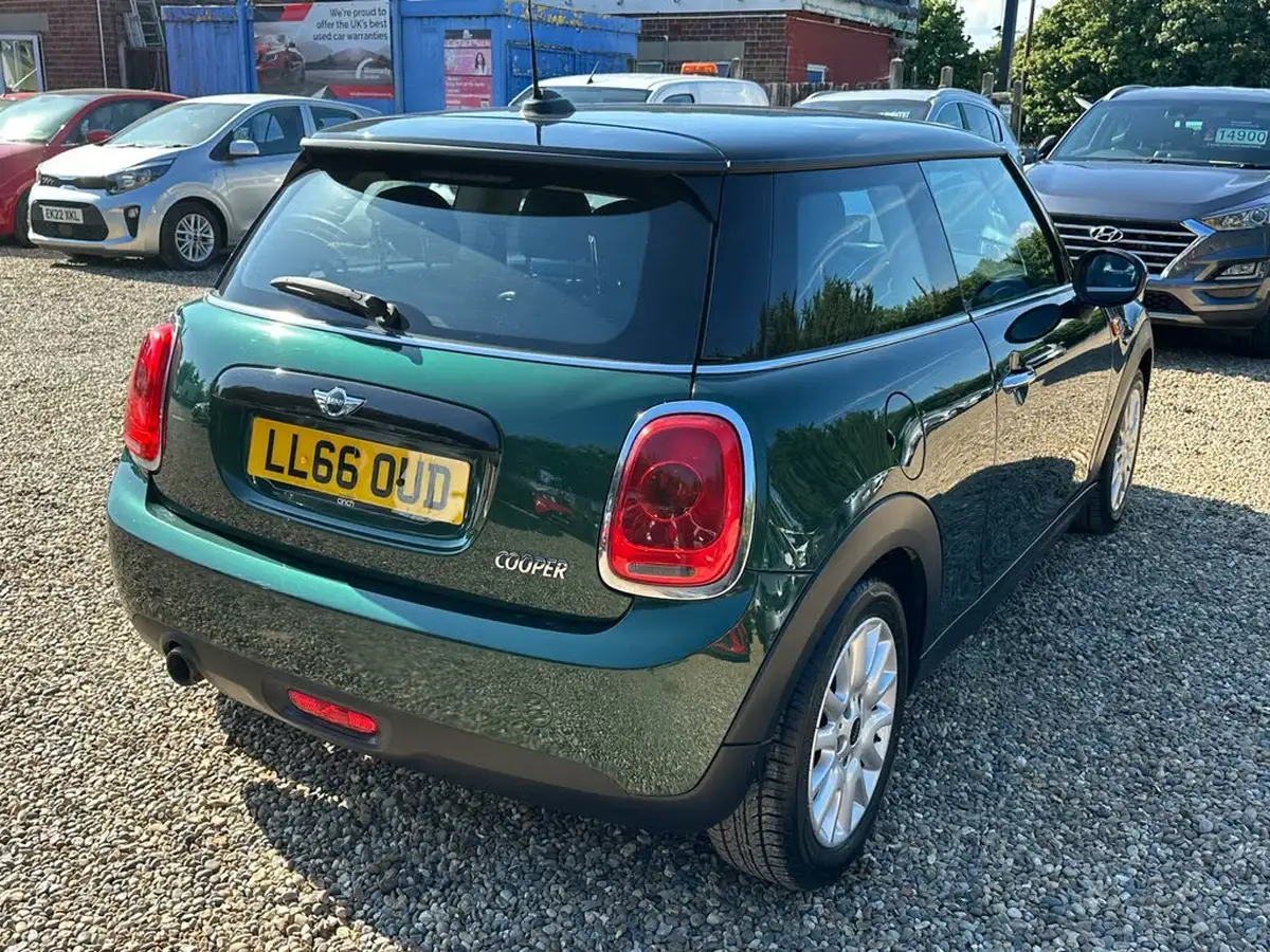 2016-mini-cooper-15-cooper-ss-hatchback-3d-auto-big-4